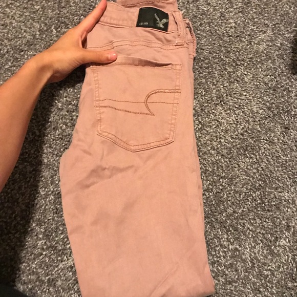 Size 2 American Eagle jeans, super stretch! - Picture 2 of 5
